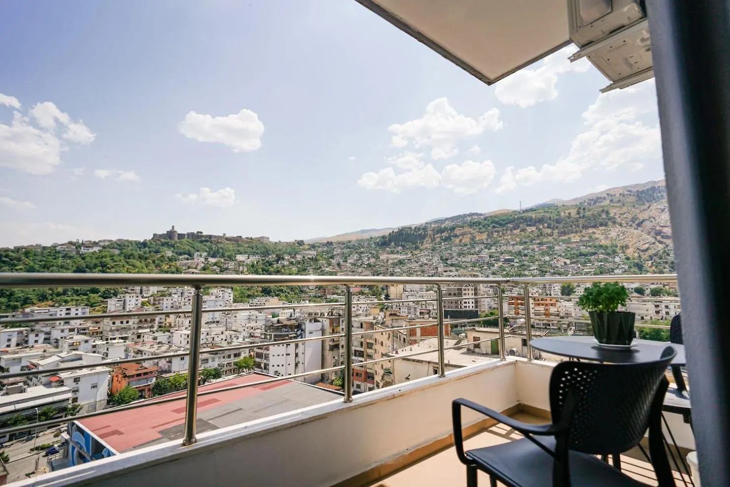 게스트하우스 View City Apartments Gjirokastër