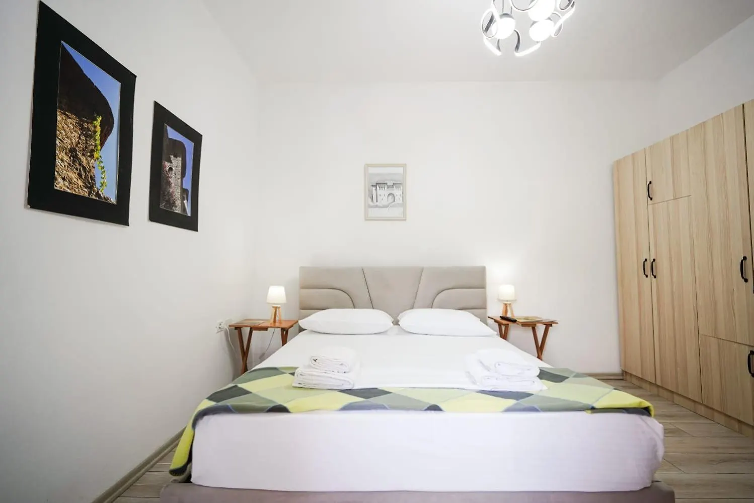 View City Apartments Gjirokastër 게스트하우스